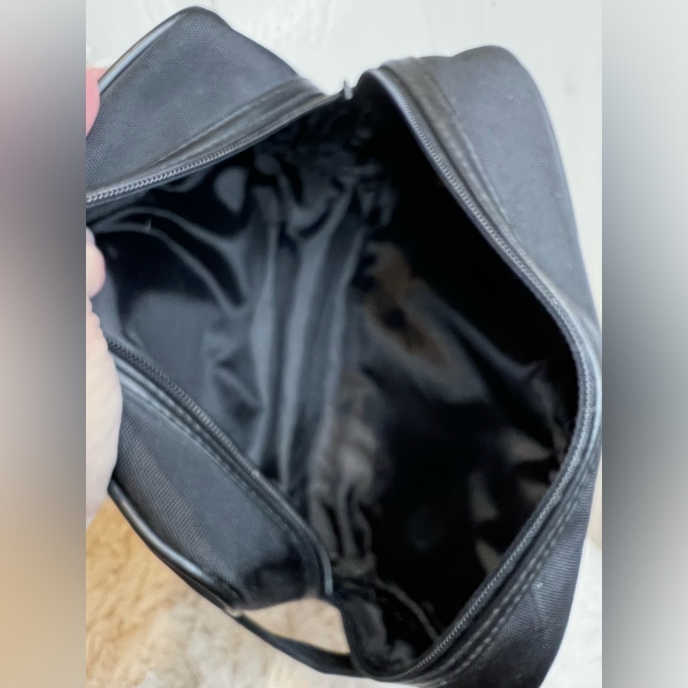 LACROSSE TOILETRY BAG BLACK - Picture 8 of 9